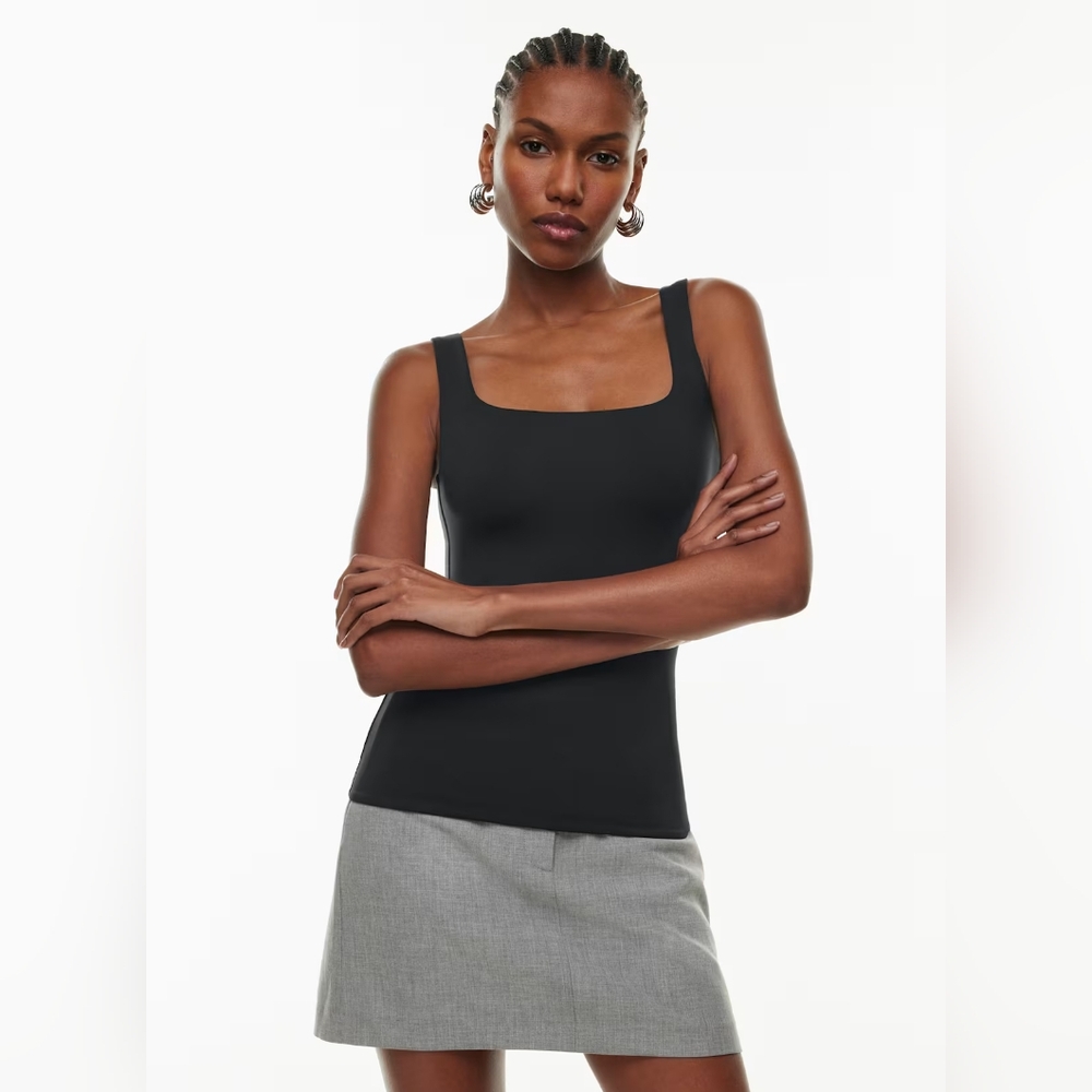Aritzia Contour Squareneck Hip Tank XS
